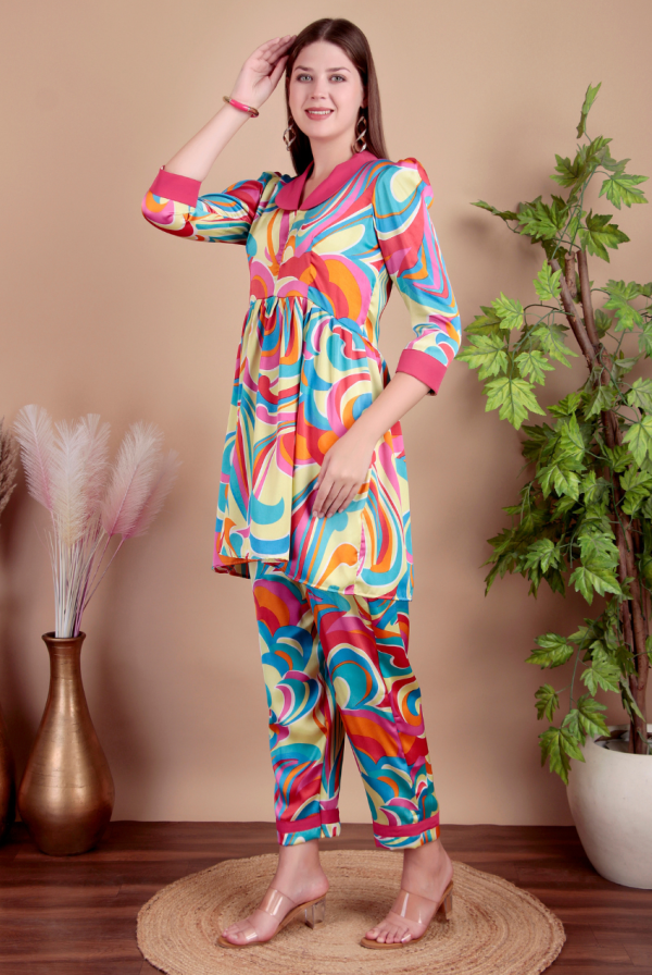 Multicolored Abstract Pajama Set - Image 2