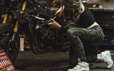 Motorbike Accessories in Karol Bagh – Trusted Motorcycle Parts Store in Delhi